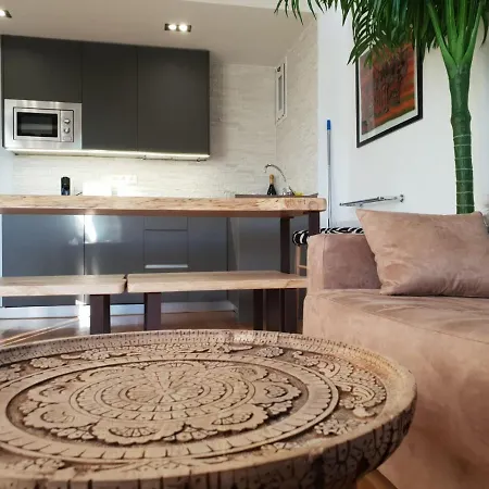 Miramar A Pie De Pista *