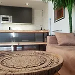 Miramar A Pie De Pista *